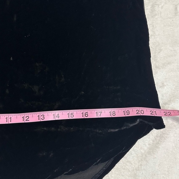 Bella Dahl Black Velvet Short Sleeve Blouse Elegant  Size M - Picture 6 of 14